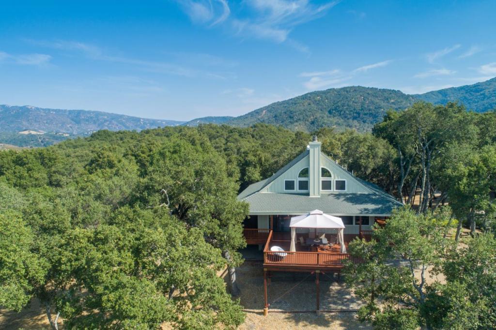 21900 Parrott Ranch Road, Carmel Valley, CA 93924 — photo 2