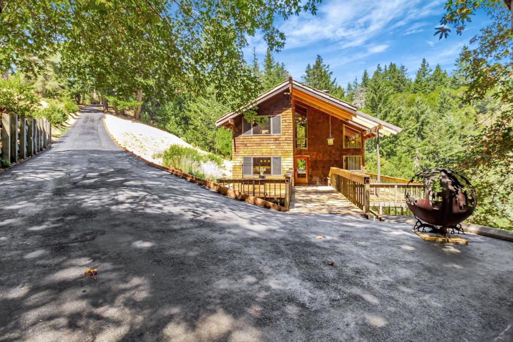 855 Oak Ridge Road, Los Gatos, CA 95033