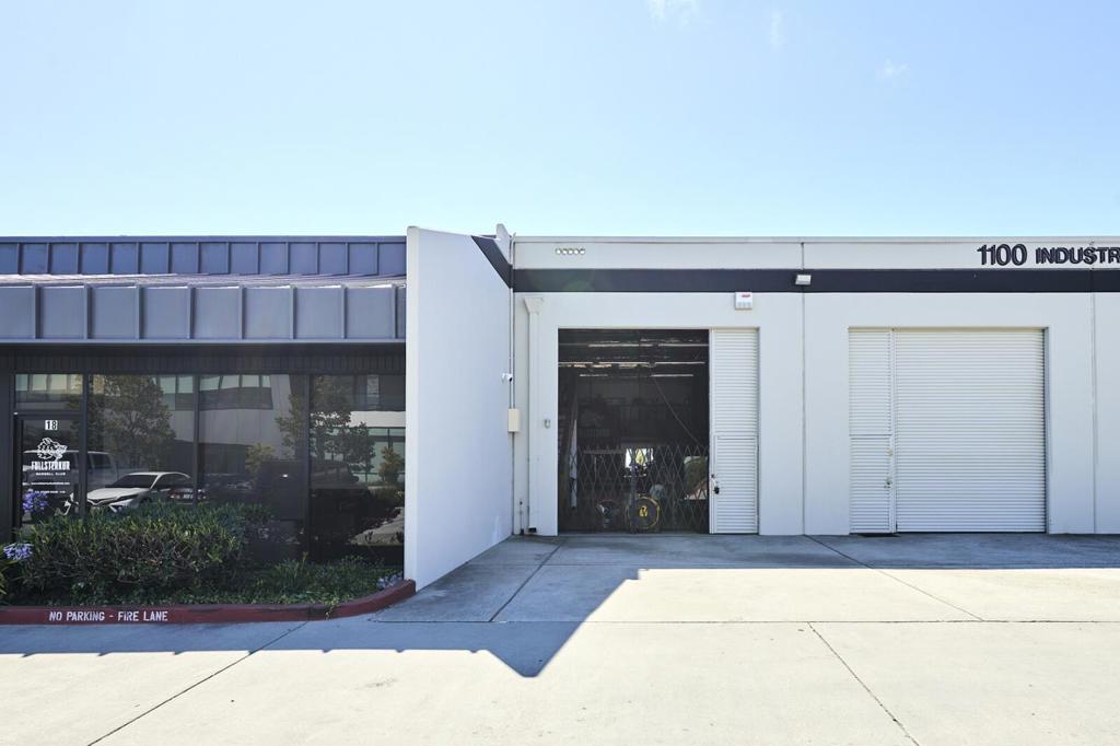 1100 Industrial Road 18 — photo