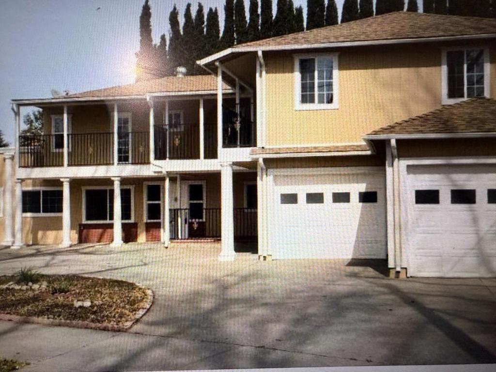 7610 Miller Avenue — photo