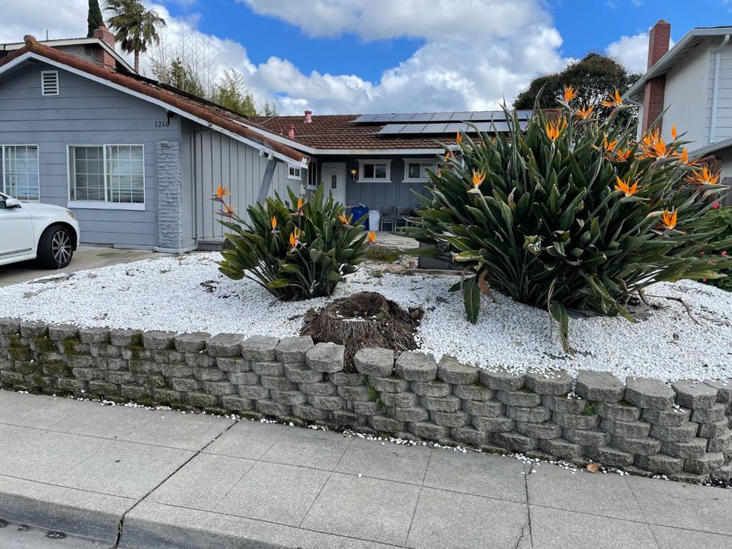 1260 Glacier Drive — photo