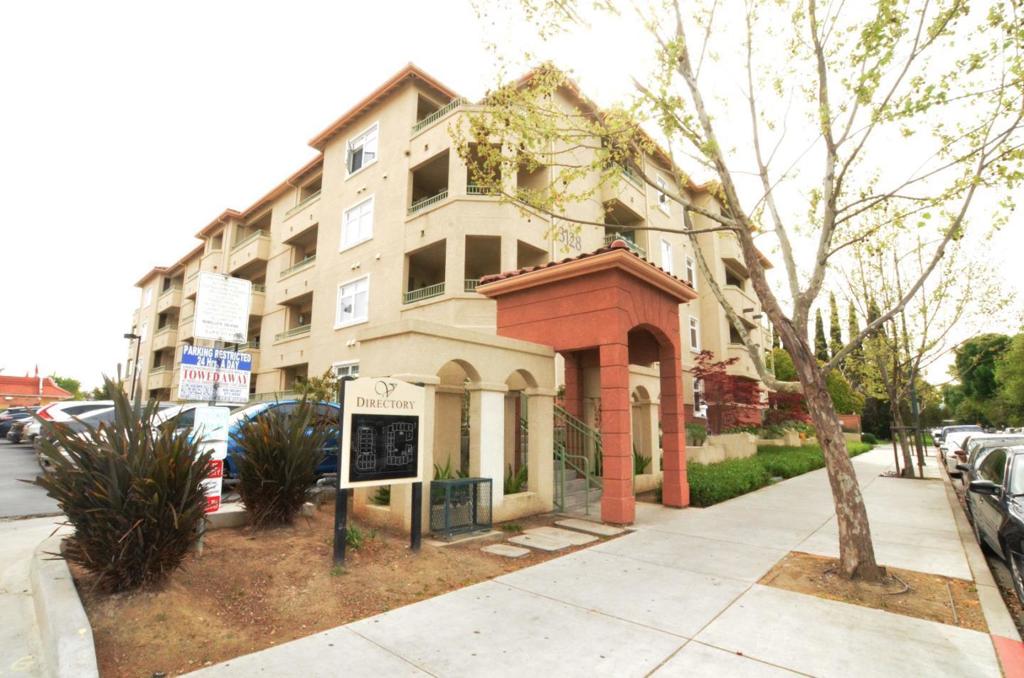 3128 Loma Verde Drive 219 — photo
