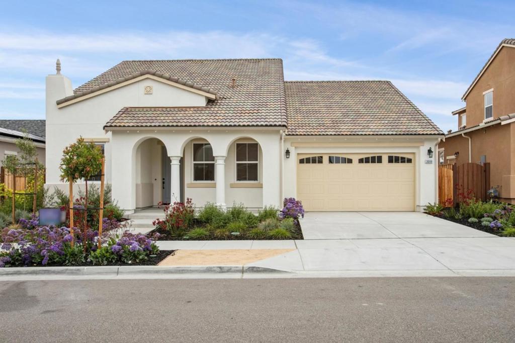 3088 Arroyo Drive — photo