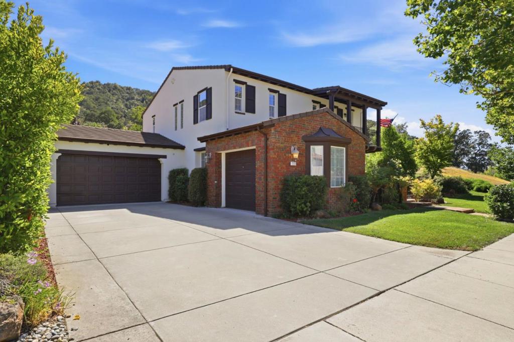 7121 Eagle Ridge Drive — photo