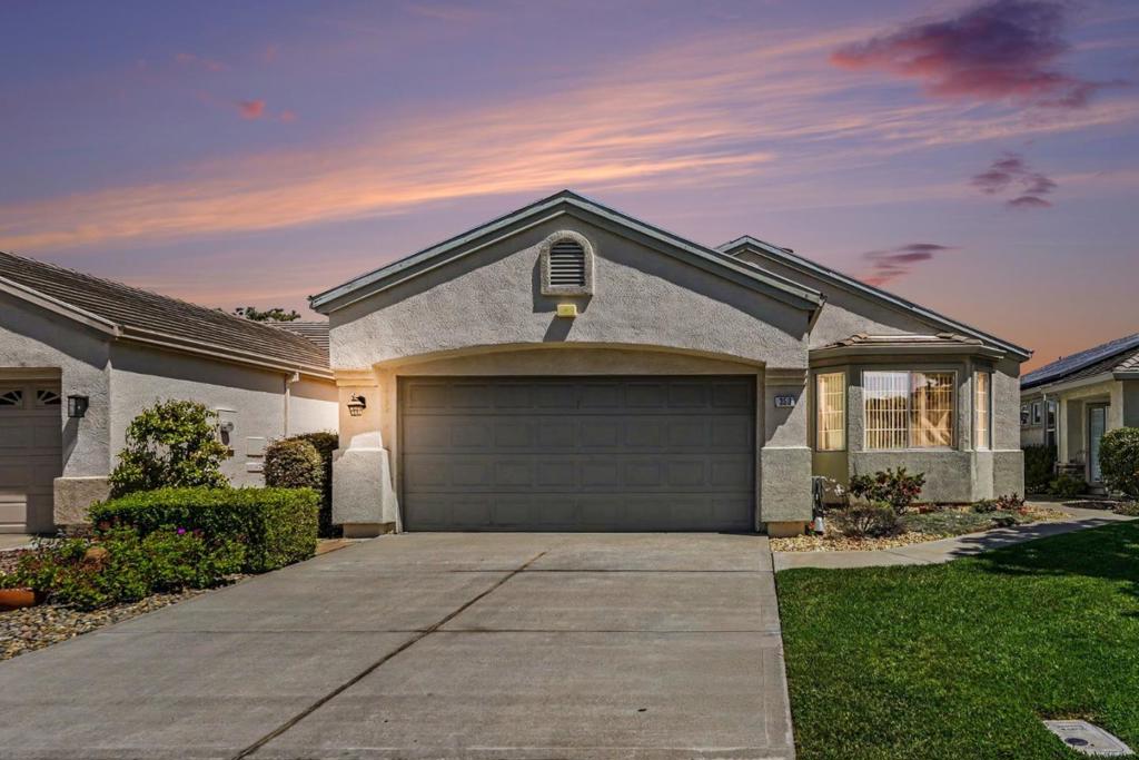 350 Cedar Ridge Drive — photo