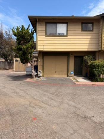 1215 Permata Court — photo