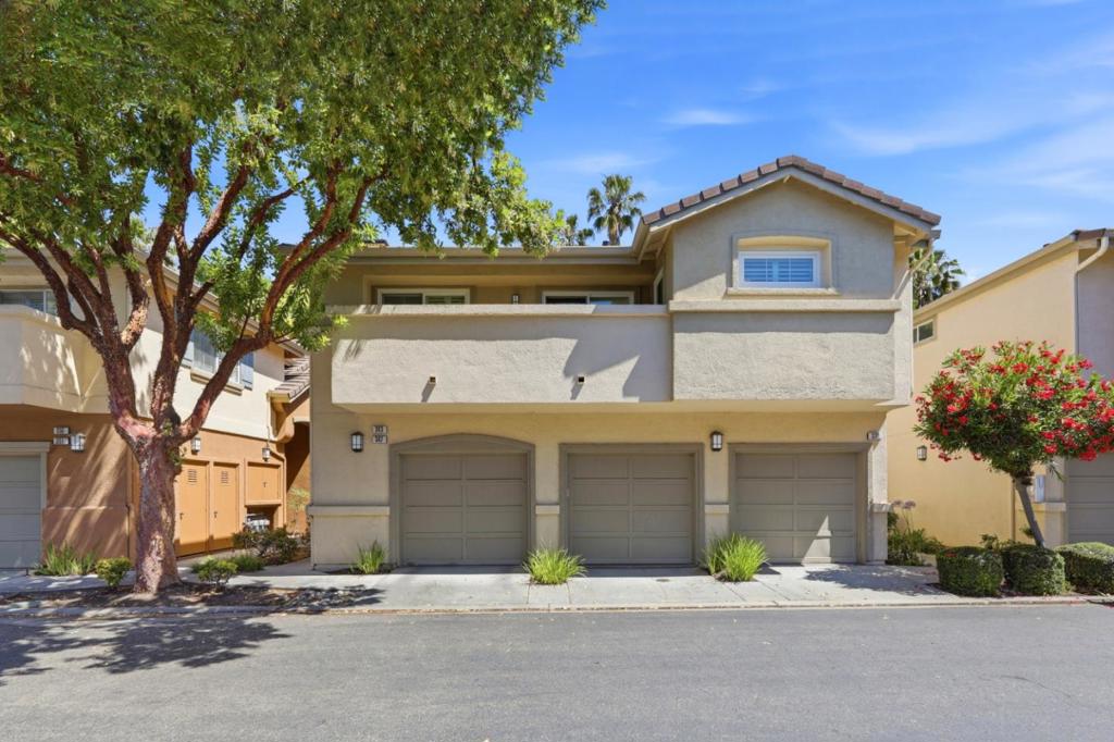 347 Oleander Drive — photo