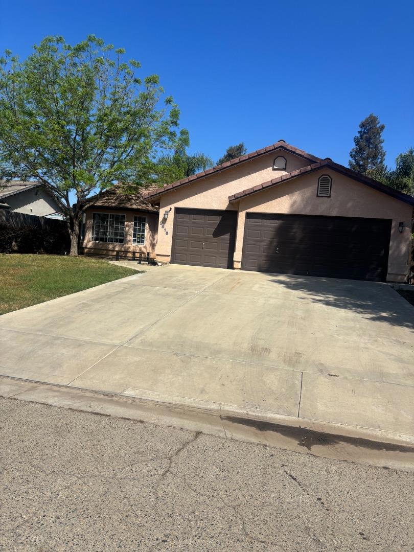 3816 E Acequia Avenue — photo