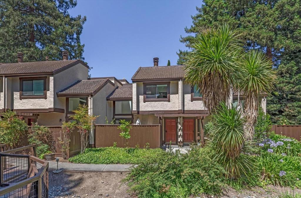 1525 Tyler Park Way — photo