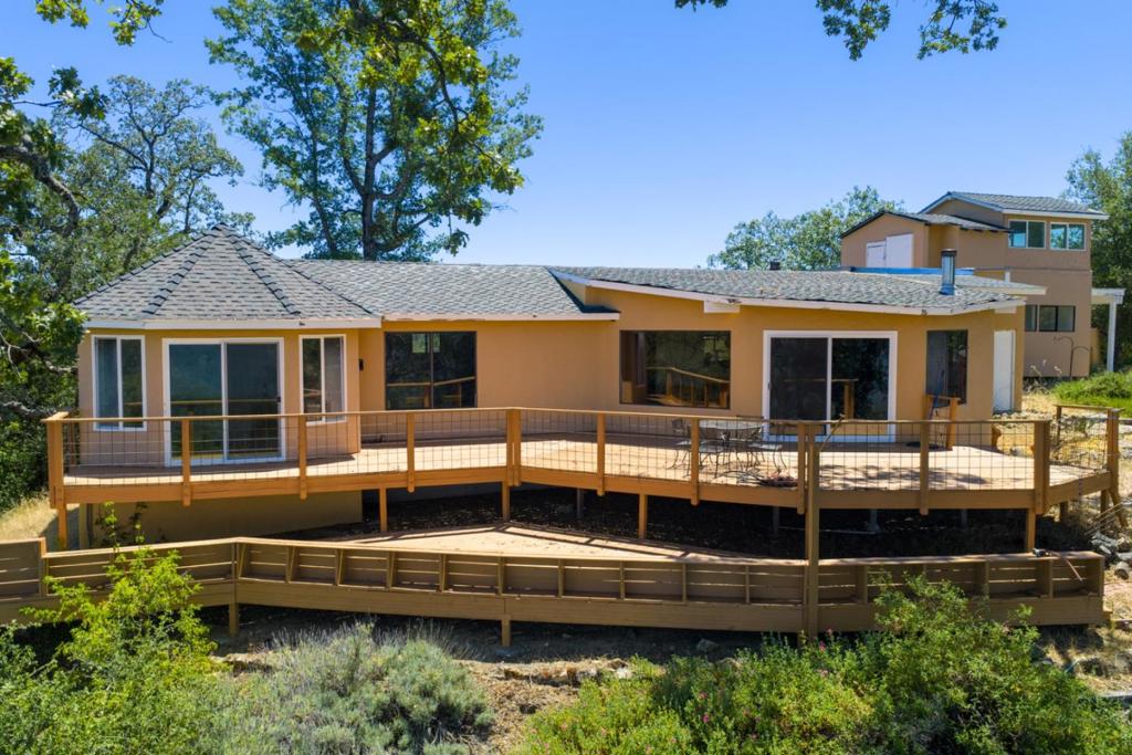 39700 Laurel Springs Road — photo