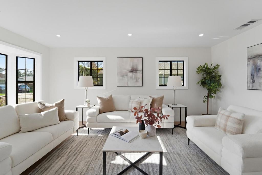 41392 Beatrice Street — photo