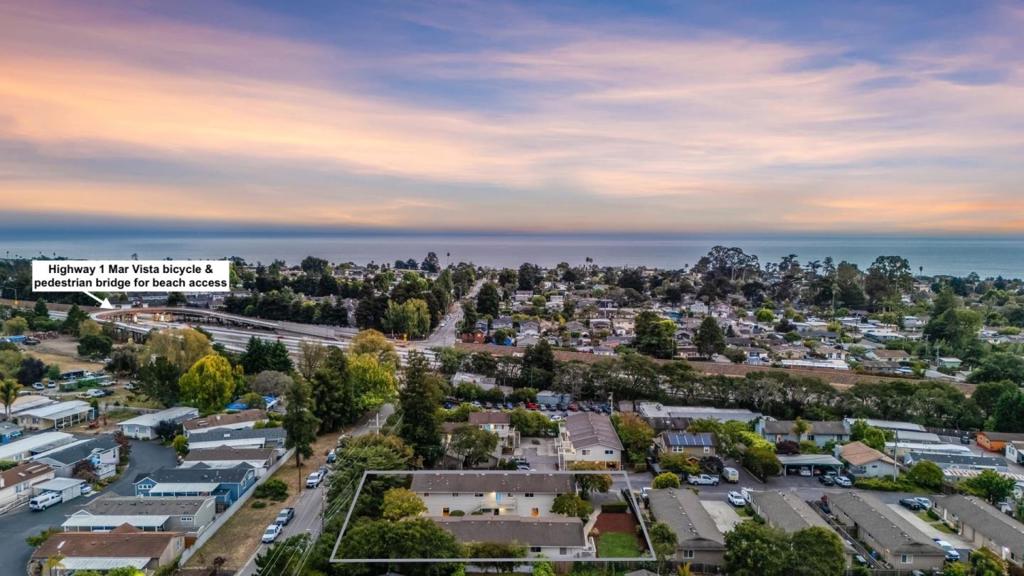 2695 Mar Vista Drive — photo