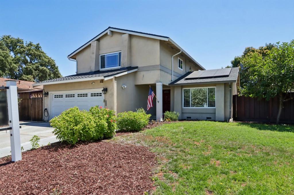 746 Rielly Court — photo