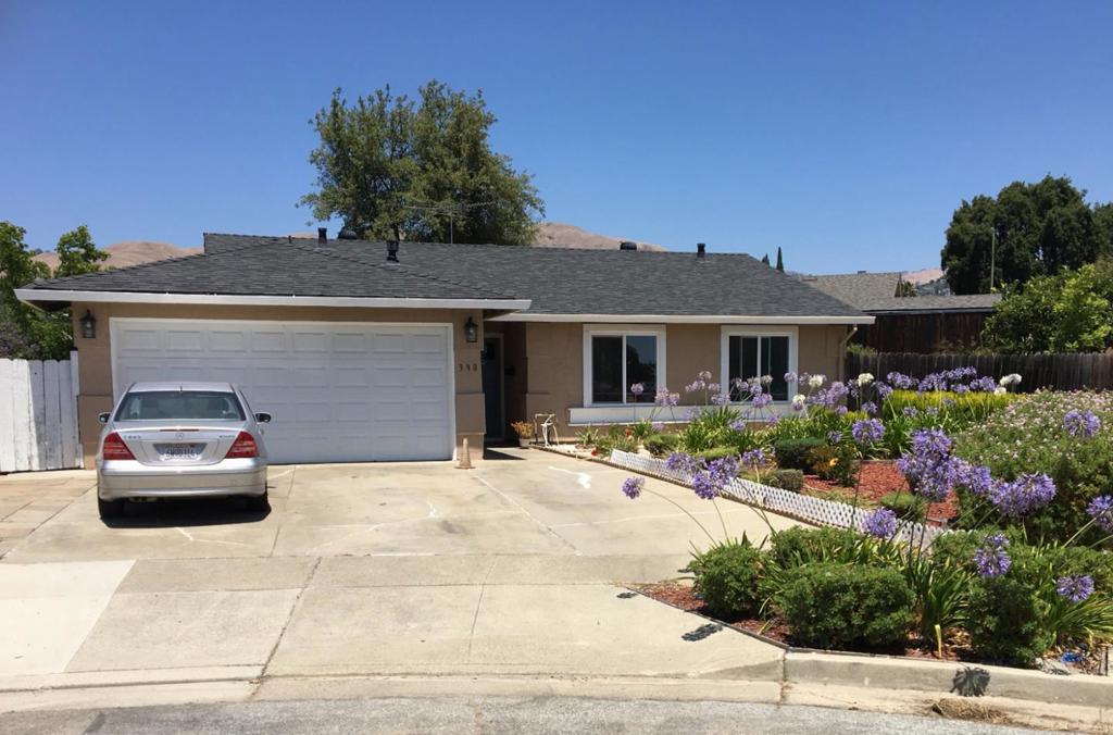 390 Gridley Court — photo