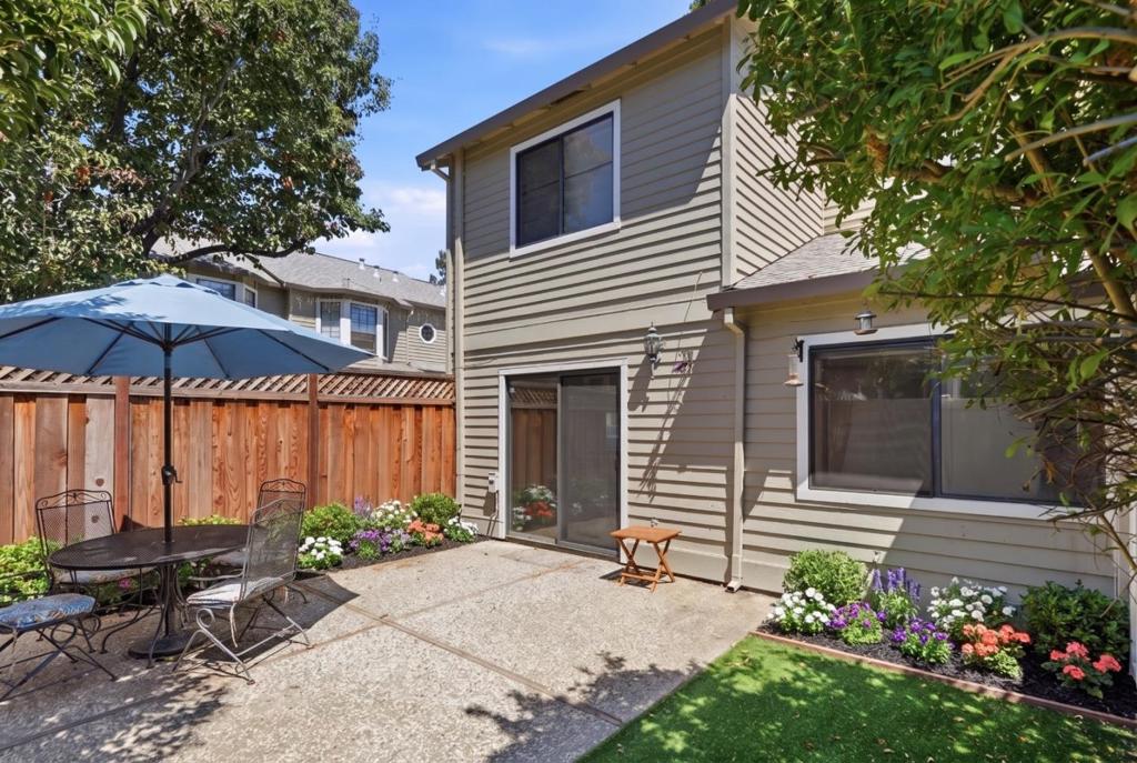 1524 Willard Garden Court — photo