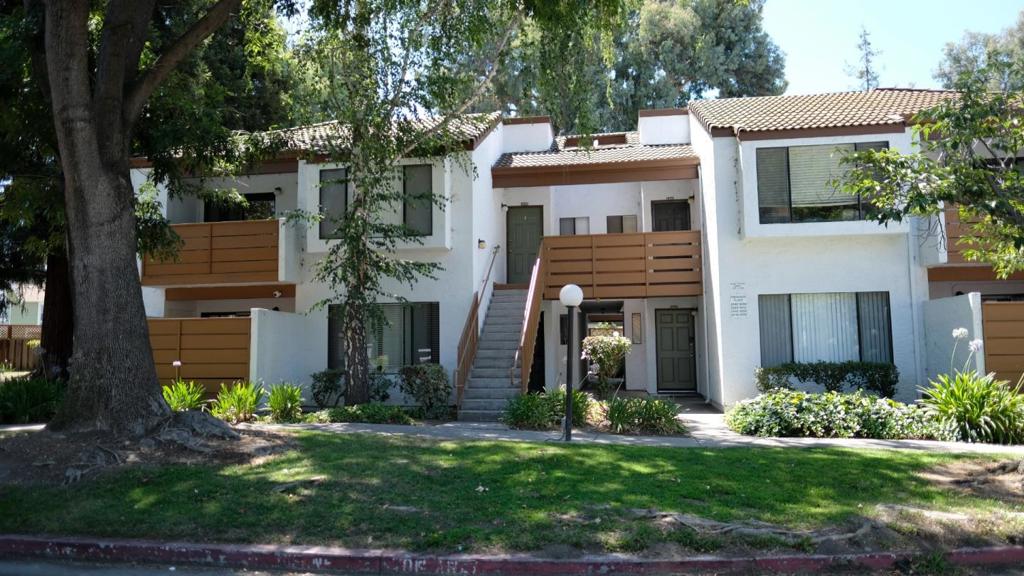 2452 Sequester Court — photo