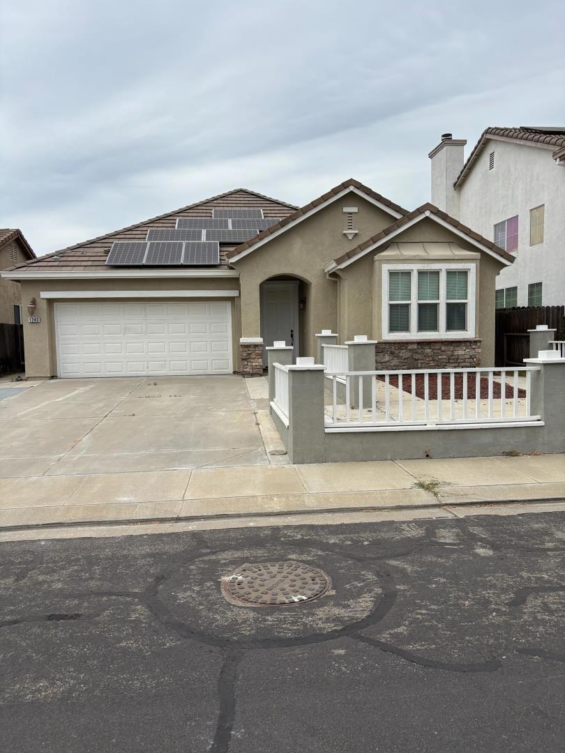 1243 Laurel Park Circle — photo