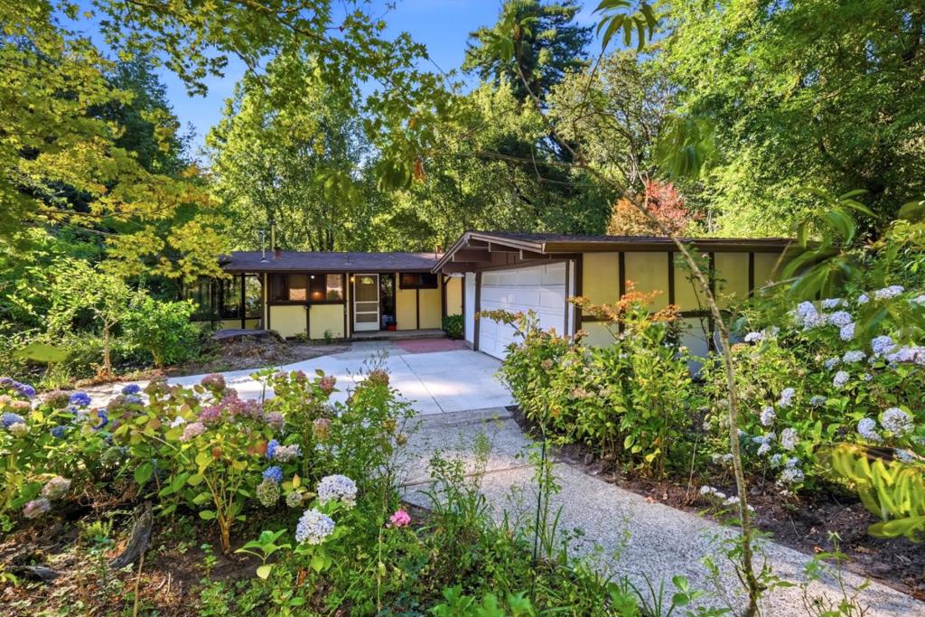 110 Maywood Drive — photo
