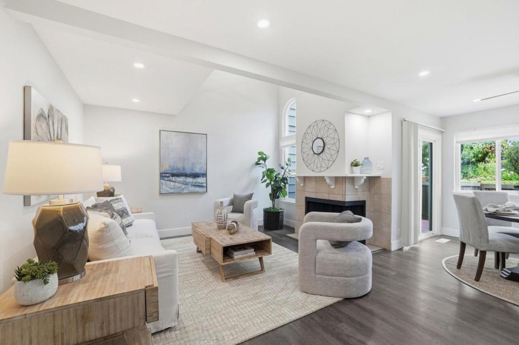 1548 Camden Village Circle — photo