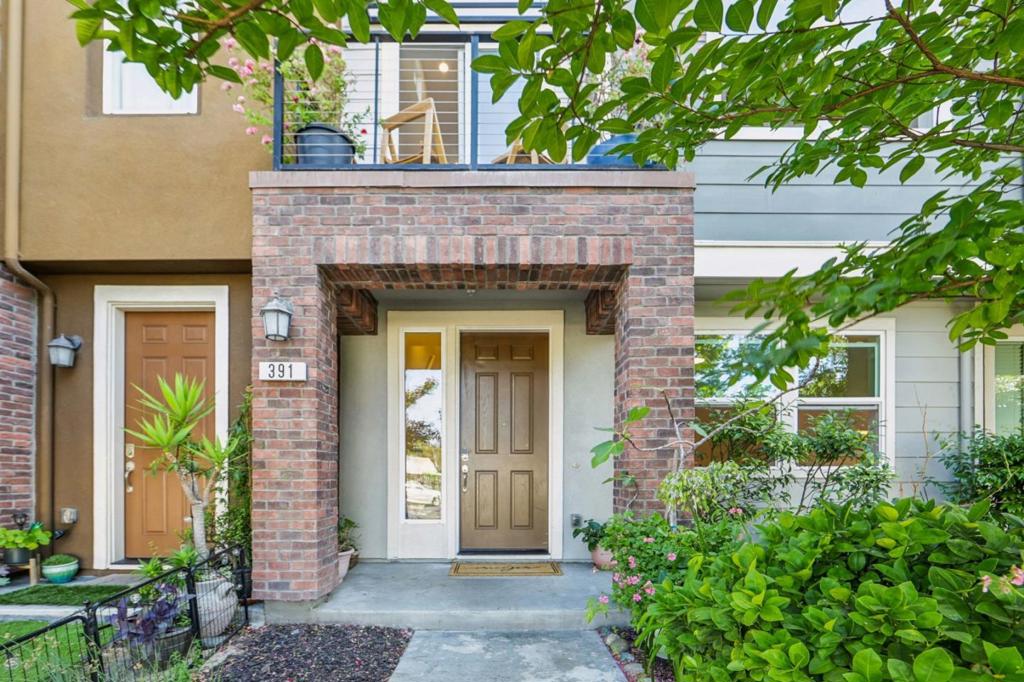 391 Charles Morris Terrace — photo