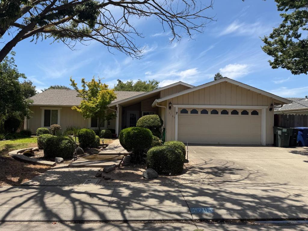 3705 Kona Oak Drive — photo