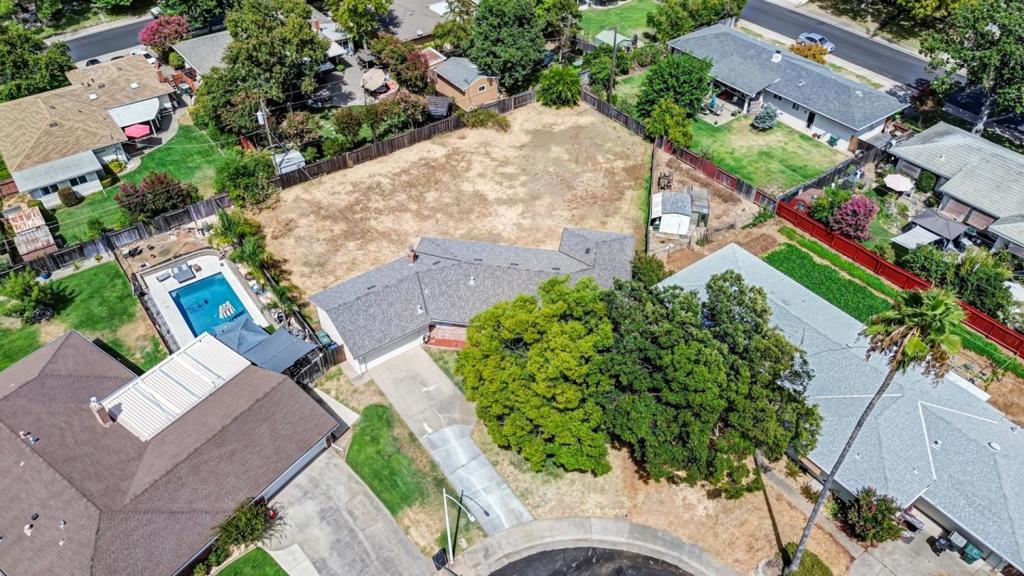 2724 Doris Court, Carmichael, CA 95608 — photo 2
