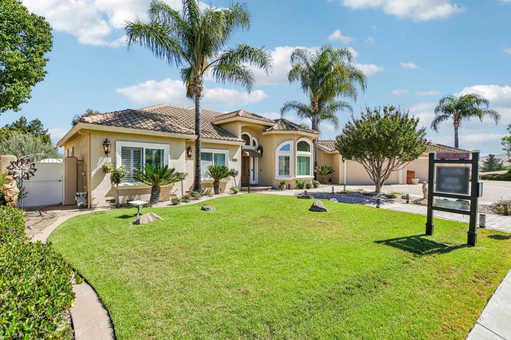 1515 S Ridgemark Drive — photo