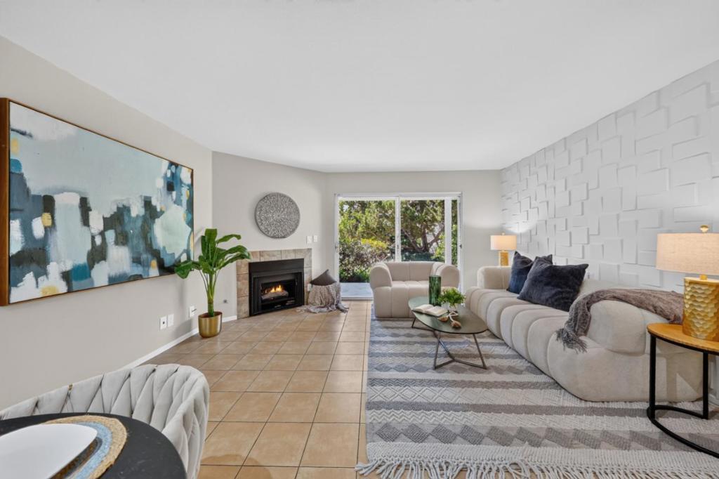 1063 Summershore Court — photo