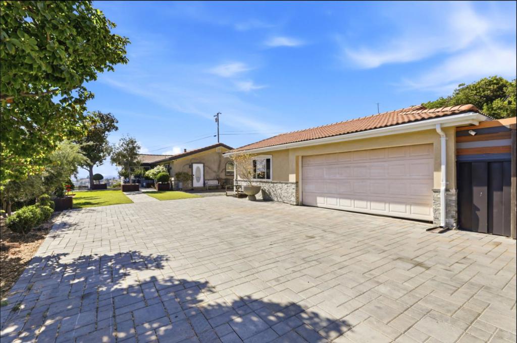 11437 Clayton Road — photo