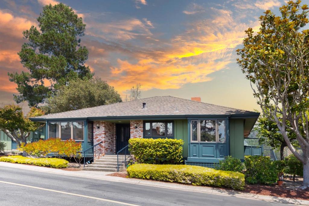 267 Del Mesa Carmel — photo