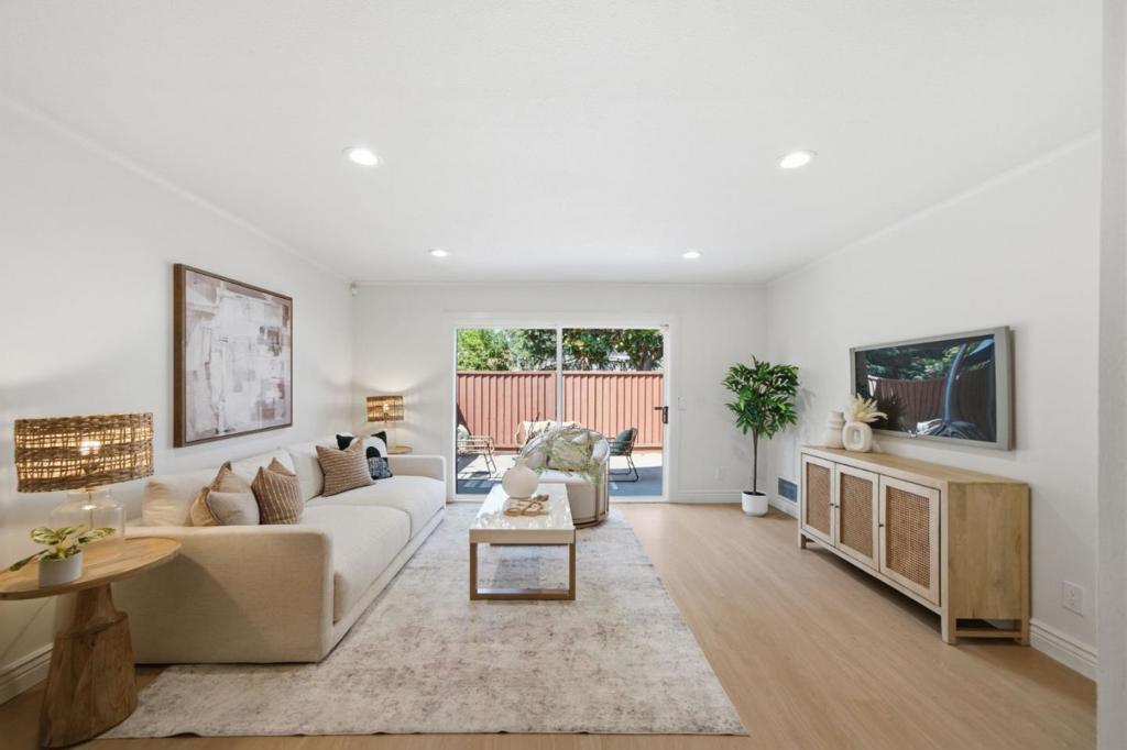 1081 Reed Avenue B — photo