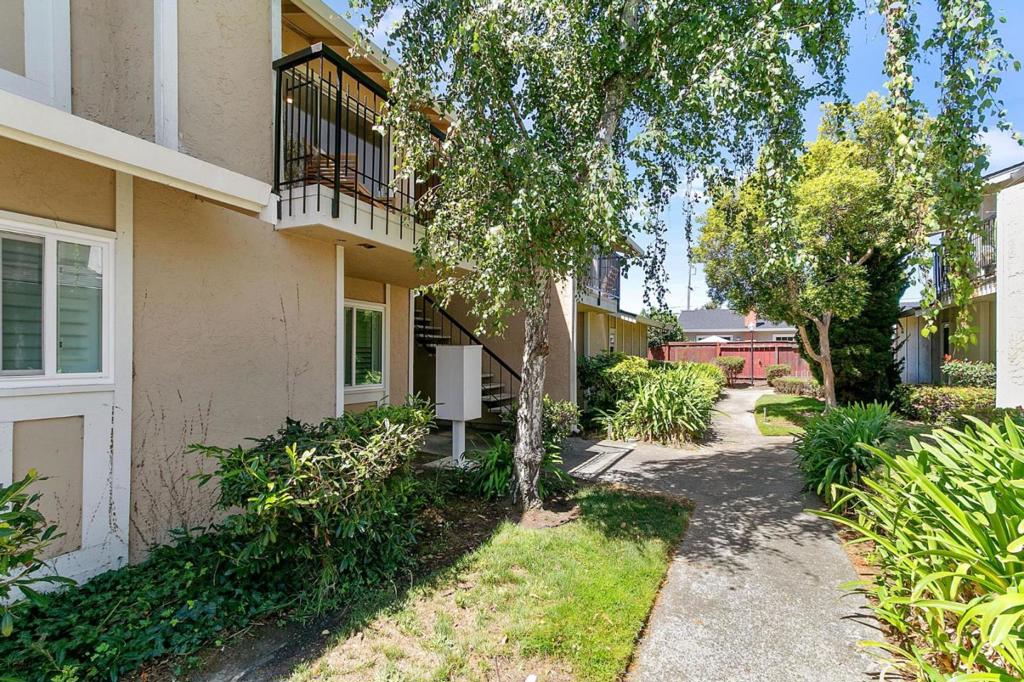 14447 Doolittle Drive — photo