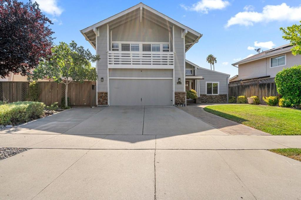 6273 Mountford Drive — photo
