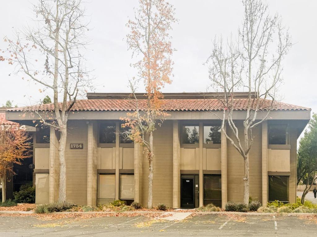 1754 Technology Drive 106 — photo