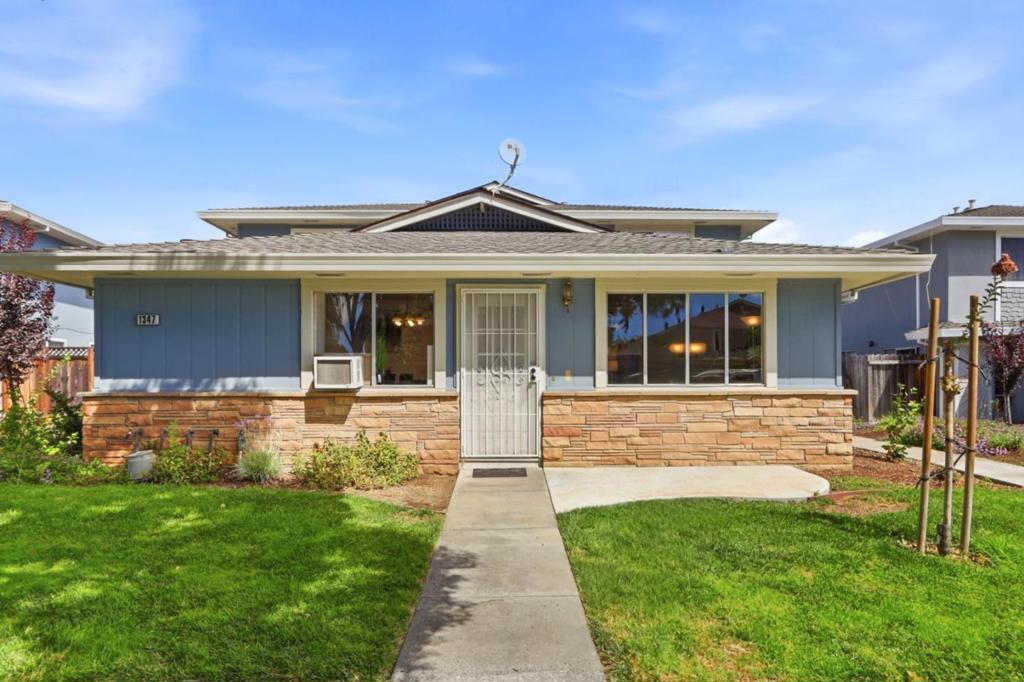 1347 Shawn Drive 1 — photo