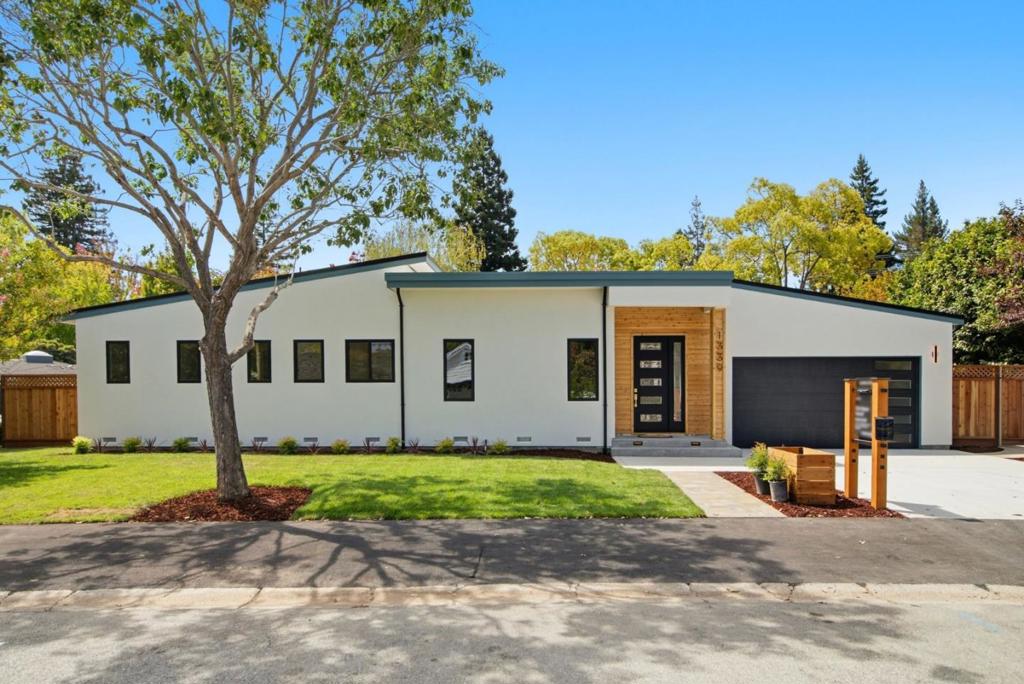 1339 Hillview Dr — photo