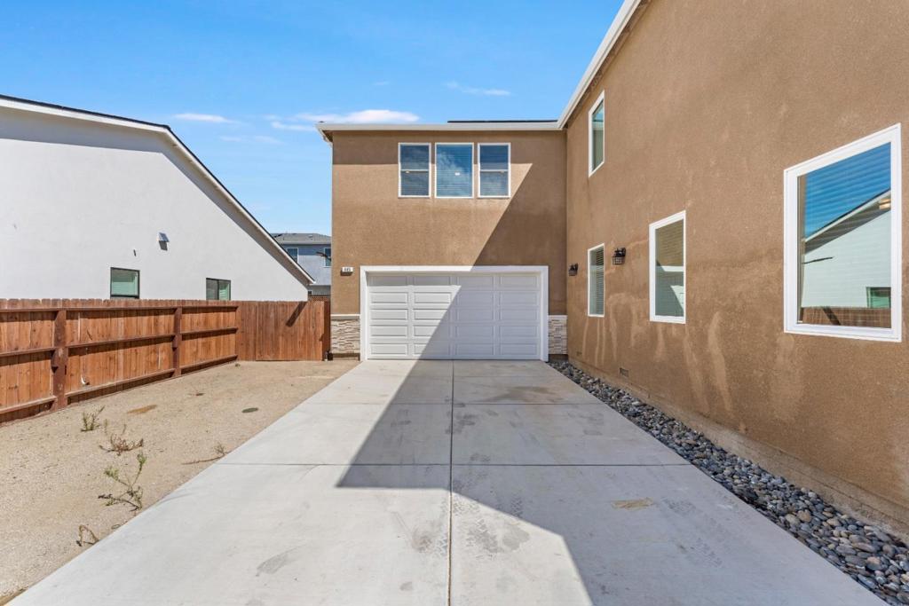 445 Cecelio Way, Tracy, CA 95376 — photo 2