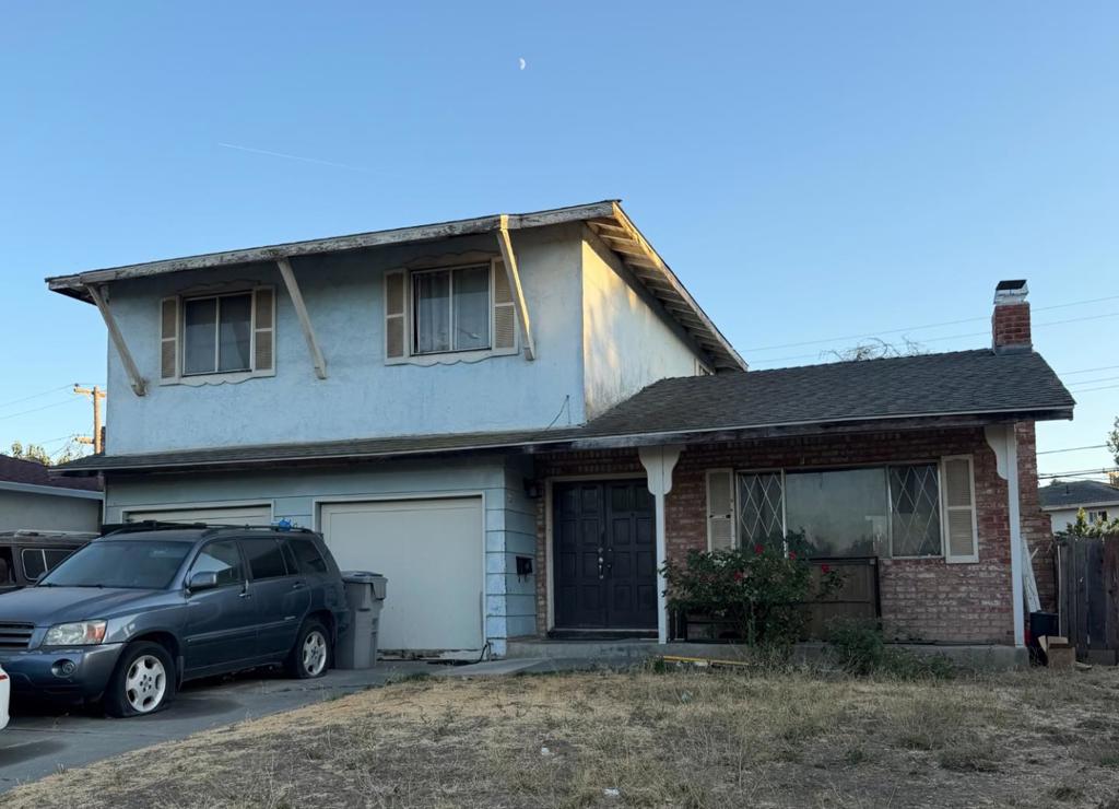 3105 Lone Bluff Way — photo