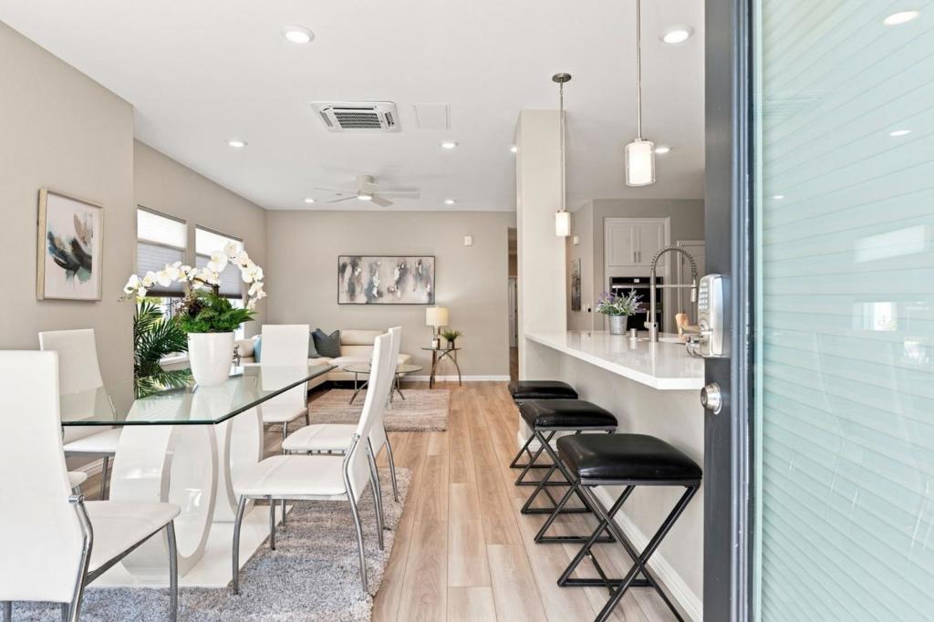 220 Waters Park Circle 101 — photo