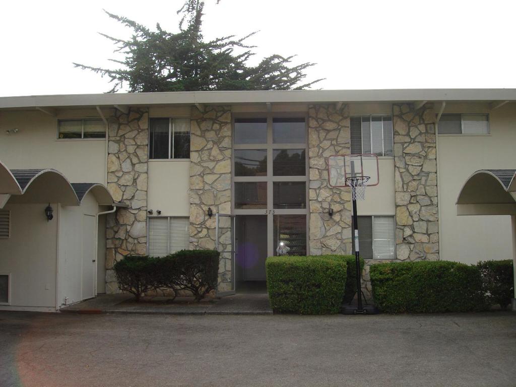 373 Sea Ridge Road 1 — photo