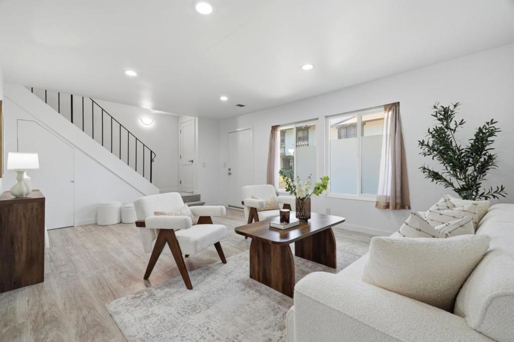 139 Aguacate Court — photo