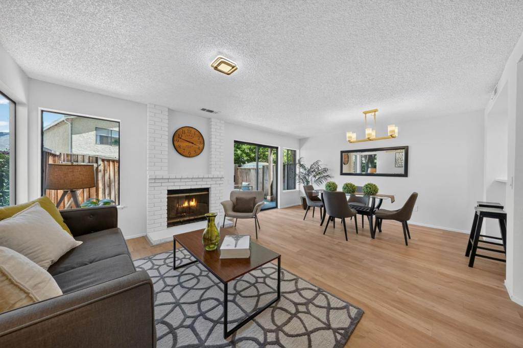 38717 Huntington Circle — photo