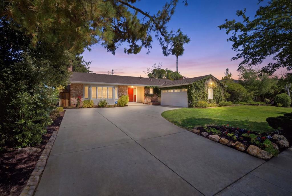 1173 Corvallis Drive — photo