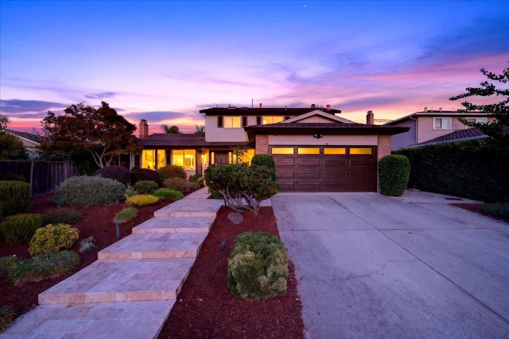 5482 Kaveny Drive — photo