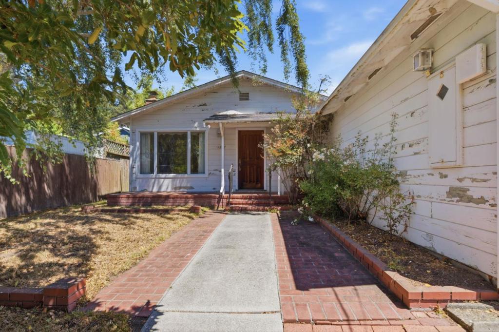 1527 Madeira Drive — photo