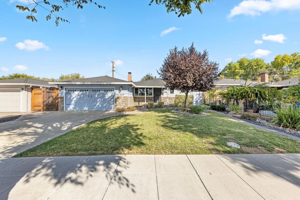1629 Melody Lane — photo