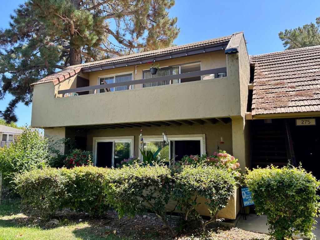 275 Tradewinds Drive 10 — photo