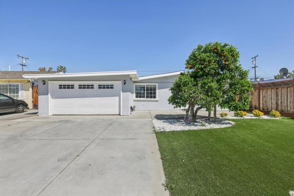 1370 Cathay Drive — photo
