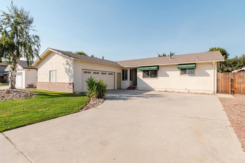 221 Rio Vista Drive — photo