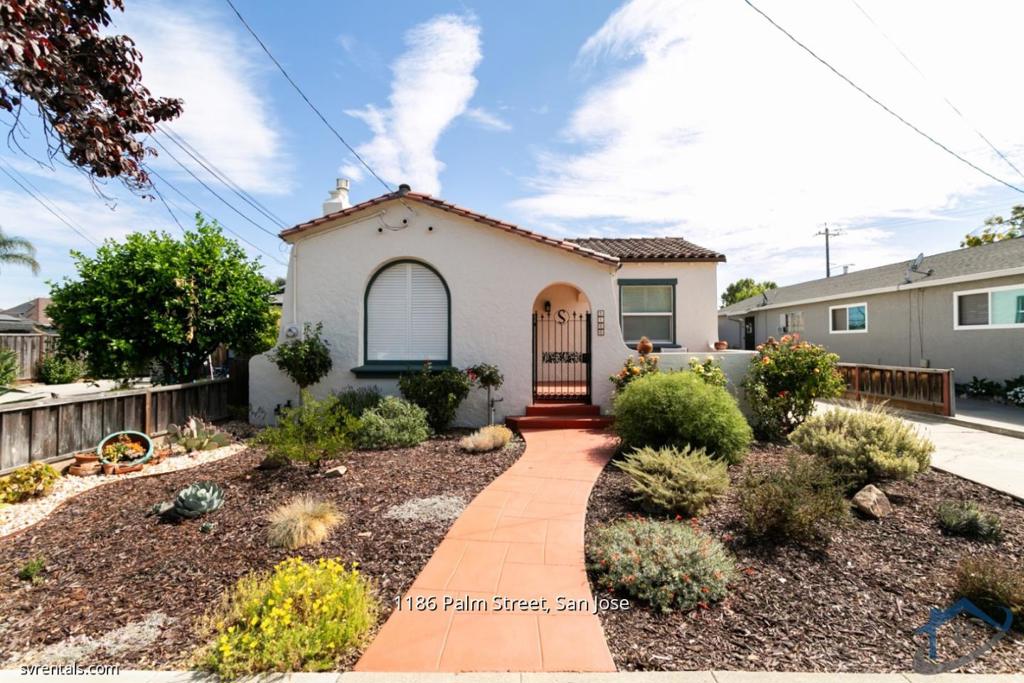 1186 Palm Street — photo